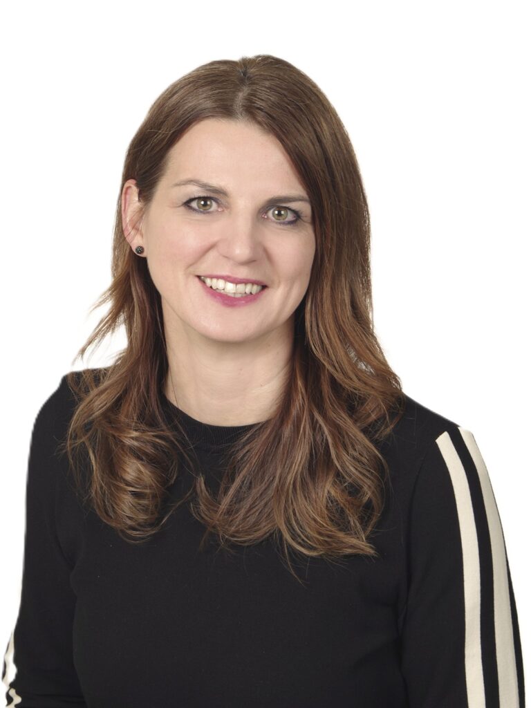 Alexandra-Jaegersberger-Team-SWZ-Versicherungsmakler