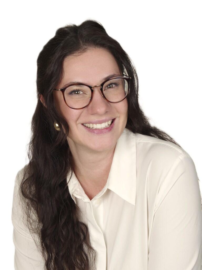 Melanie-Ott_Team-SWZ-Versicherungsmakler